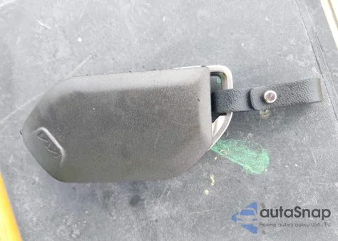 2025 Kia K4 Gt-Line из США, поврежденный, VIN 3KPFW4DE8SE142127